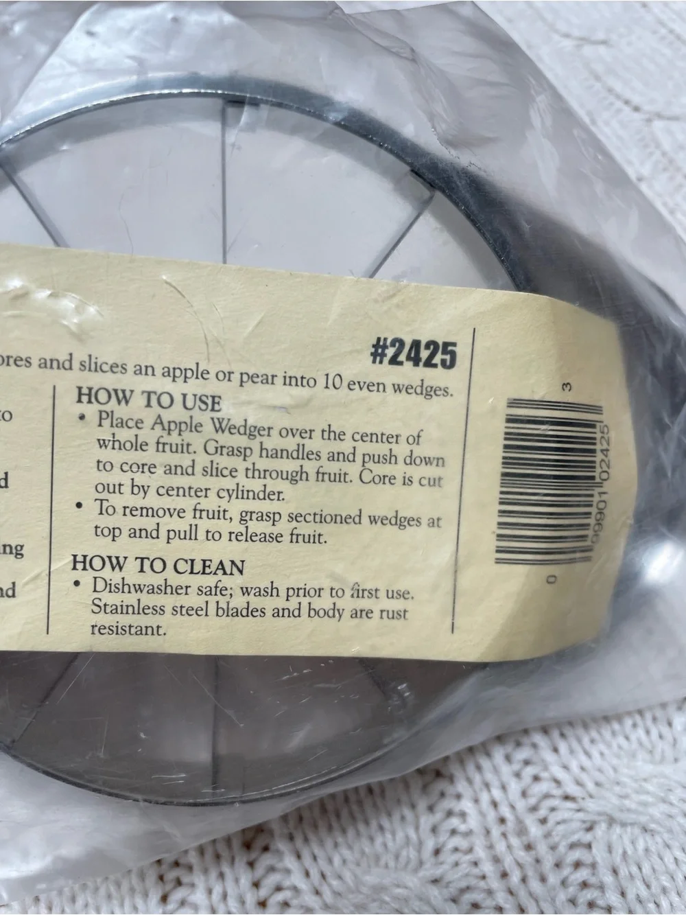 New sealed The Pampered Chef Apple Wedger Corer Slicer #2425